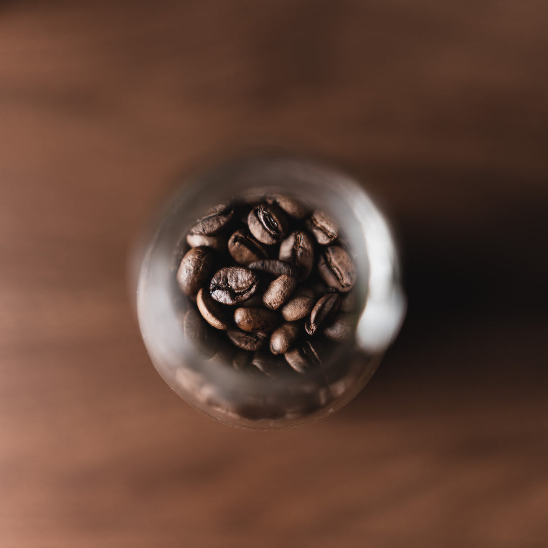 Arabica_Coffee_beans_in_the_bottle