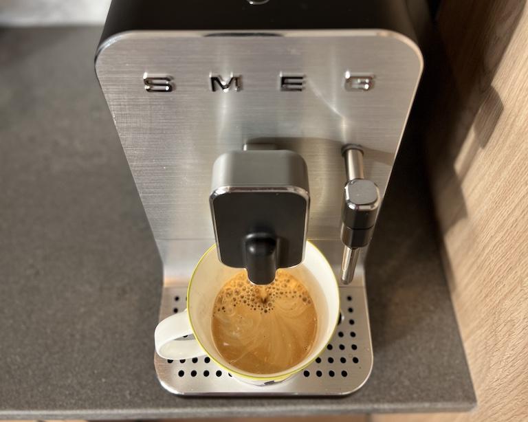 SMEG BCC12 Automatic Coffee Machine with Built-in Grinder & Steam Wand | Bean-to-Cup Espresso Machine | Caffena Coffee